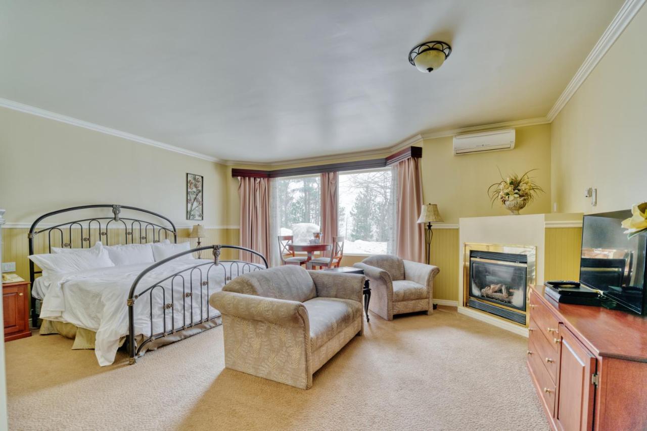 De La Montagne Coupée Mini-hôtel 4*